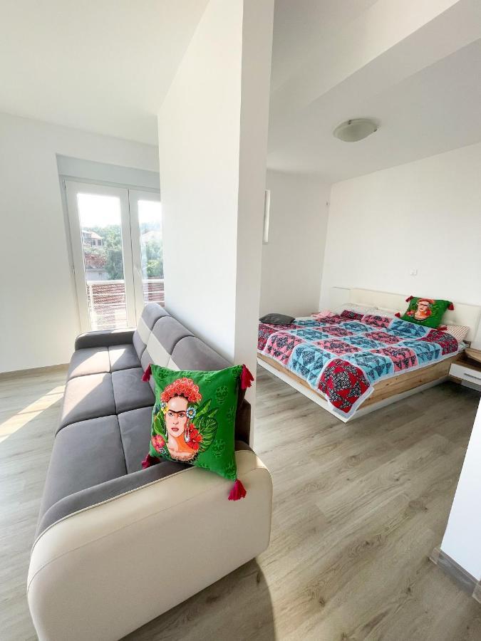 Upart House Appartement Petrovac Buitenkant foto