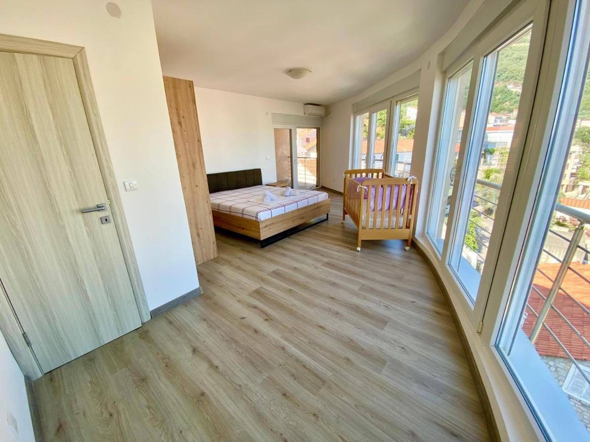Upart House Appartement Petrovac Buitenkant foto